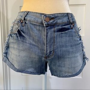 BP. NWT Fringed & Frayed Denim Shorts- 30